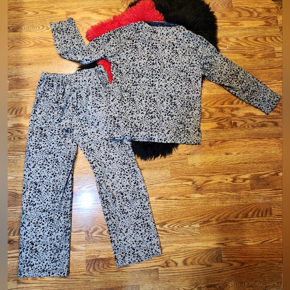 Anne Klein Animal Print Leopard Fleece Pajama Set Women's Size Small - Picture 7 of 8